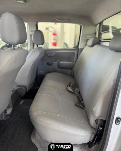 Toyota Hilux 3.0 TDI Dies. Mec.