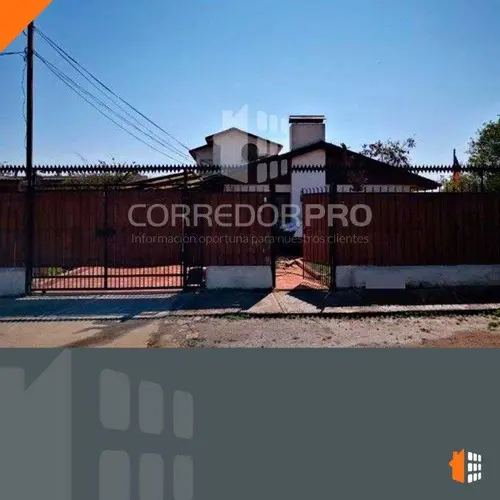 Imagen 2 de 6 de Casa De 4d+2b+sala De Estudios+bodega Cerca A M. La Cisterna