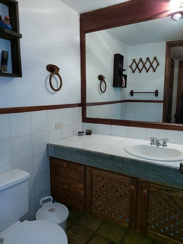 Imagen 9 de 14 de Hermosa Suite A La Venta En El Poblado