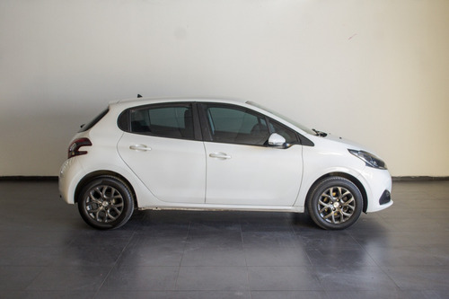 Peugeot 208 1.5 Active