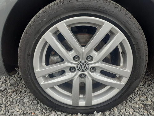 Volkswagen Suran Highline Gris Indy 2019