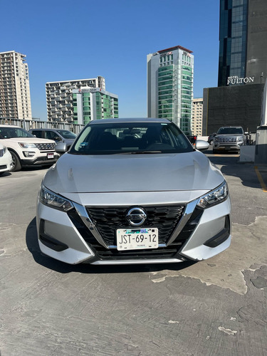 Nissan Sentra 1.8 Advance Cvt