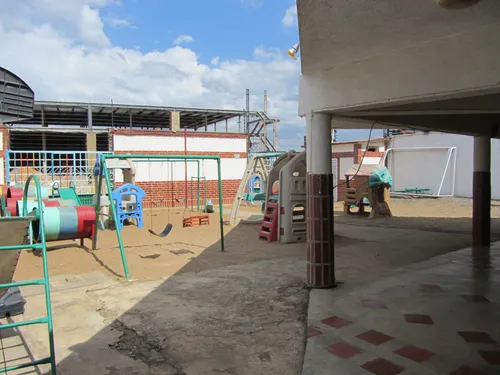Local Comercial, Urb. Rio Caura.