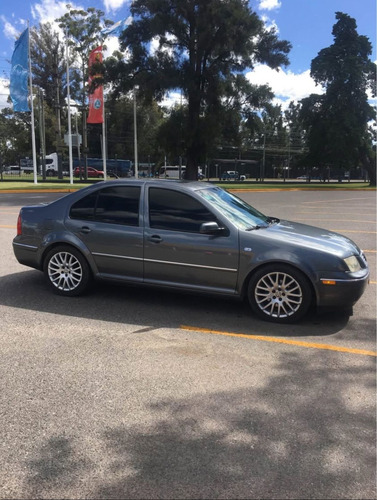 Volkswagen Bora 1.8 T Highline Cu