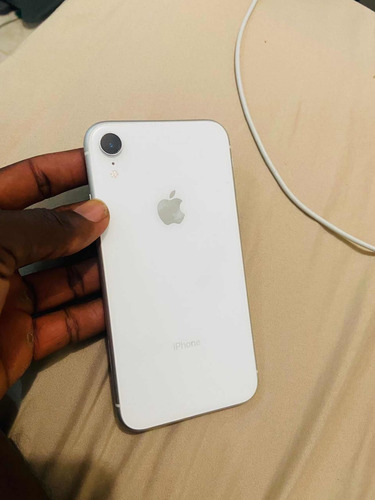 iPhone XR 64gb