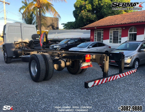 Imagem 5 de 12 de Ford Cargo 1317