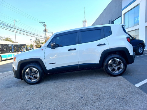 Imagem 3 de 10 de Jeep Renegade 1.8 16v Flex 4p Manual