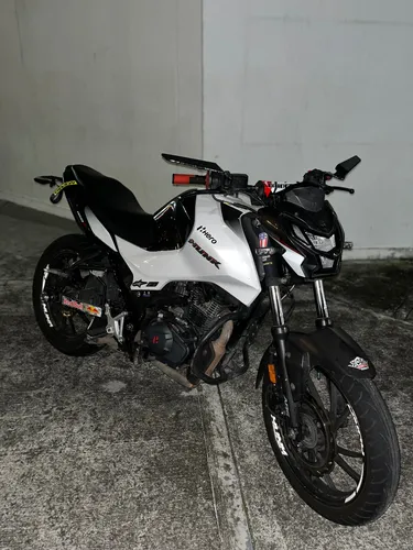 Hero Hunk 160r 2v