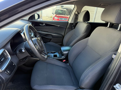 Kia Sorento 2.4 Lx At