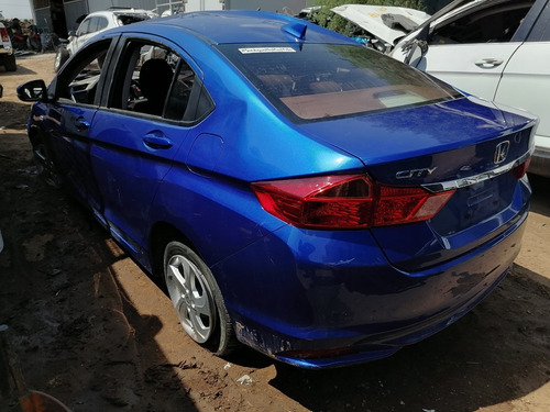 Imagen 6 de 10 de Desarmo Honda Fit Año 2017 Solo Por Partes