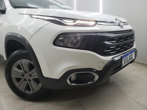 Fiat Toro 1.8 16v Freedom Flex 4x2 Aut. 4p