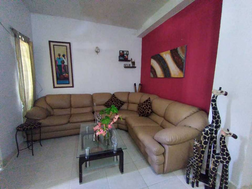Imagen 5 de 16 de Se Vende Casa En La Urbanización El Bosque En Cagua, Aragua.