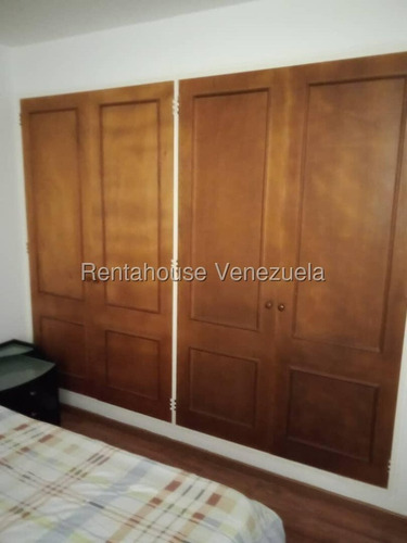 Apartamento En Venta En Colinas De La Tahona De 92 Mtrs2 Pd