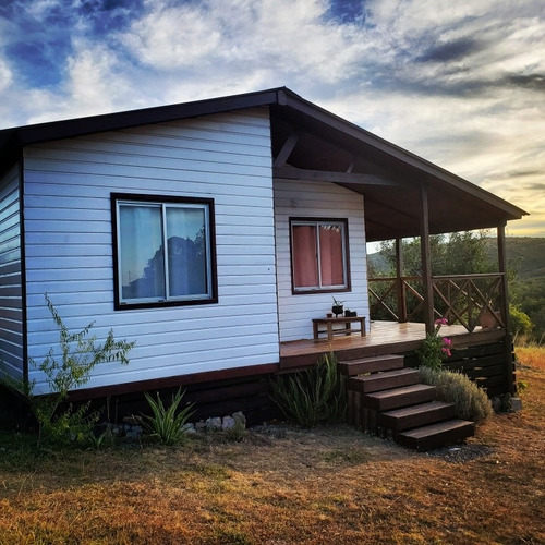 Cabaña En Villa Serrana , Totalmente Equipada