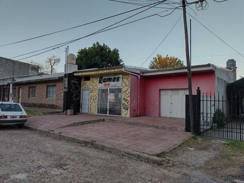 Imagen 2 de 5 de Venta Locales Con Espacio Ampliacion.