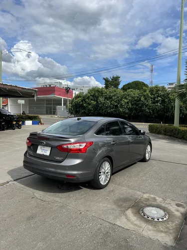 Ford Focus 2.0 Titanium