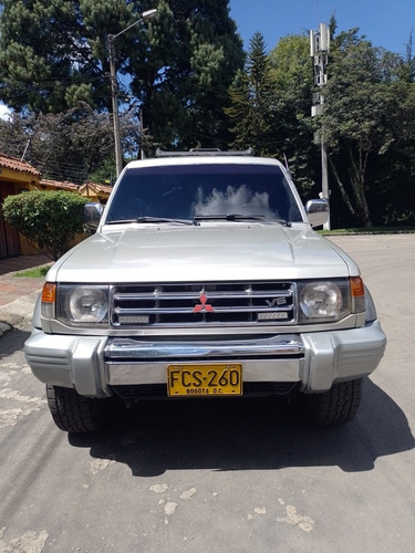 Imagen 4 de 22 de Mitsubishi Montero 2007 3.0 V43 Wagon