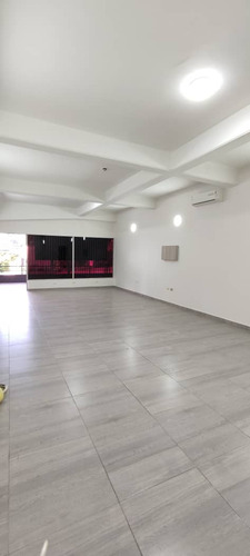 Se Vende O Alquila Local Comercial En El Cc Pinar