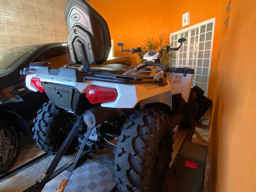 Polaris Sportsman 570 Touring Quadriciclo