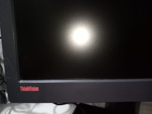 Lenovo Thinkcentre M81 (Usado)
