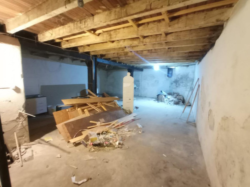 Imagen 6 de 8 de Local -próximo Arenal Grande, Esquina Con Gran Visibilidad!.