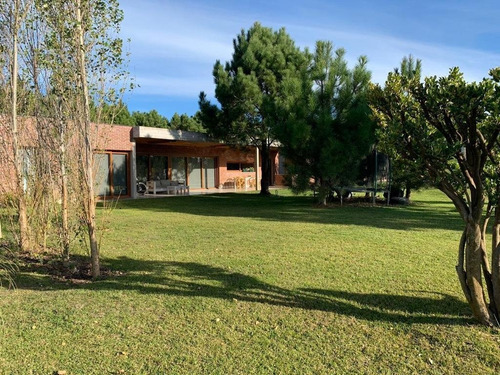 Casa En Venta - 5 Ambientes - La Herradura Pinamar