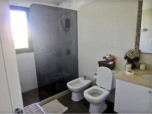 Venta Apartamento 2 Dormiotorios, 2 Baños, Piscina - Barra De Carrasco
