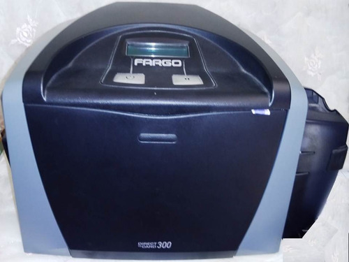 Impresora De Tarjetas O Credenciales Fargo Dtc300 Dual