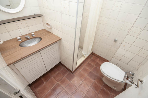 Imagen 24 de 30 de Casa 2 Plantas Ideal Para Dividir - Ortiz De Ocampo Al 200 - Quilmes Centro