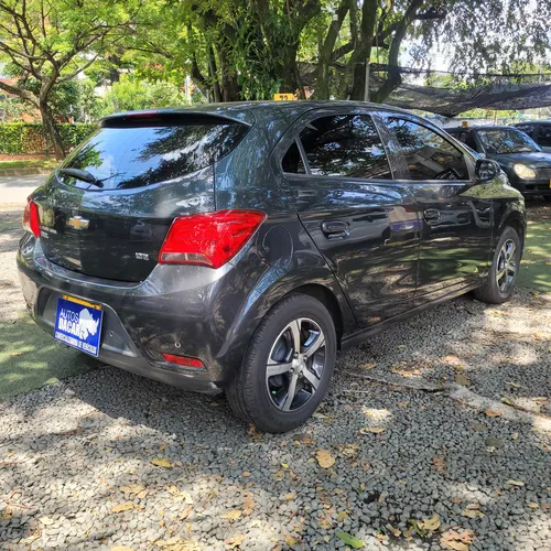 Chevrolet Onix 1.4 Ltz 5 p