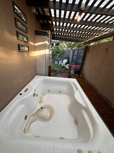 Casa En Venta Barrio Montecarlo, Del Viso, Pilar.