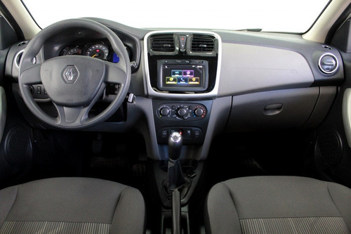 Imagem 8 de 12 de Renault Logan 1.6 Expression Avantage Flex Manual - 2020 -