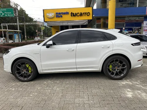 Porsche Cayenne 3.0 E-Hybrid