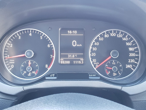 Imagen 11 de 15 de Volkswagen Suran Highline 1.6 - Modelo 2015. Con 99.200 Km