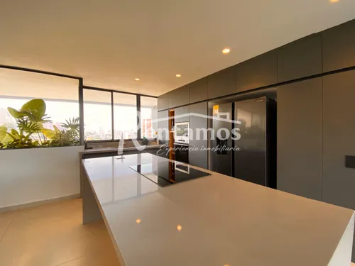 Apartamento En Arriendo En El Tesoro. Cod A776005