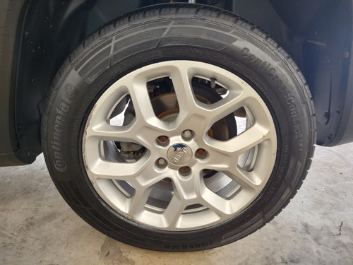 Imagem 11 de 14 de Jeep Renegade 1.8 Longitude Flex Aut.
