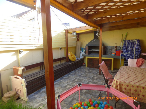 Casa Dos Pisos 3d Y 3b Más 3 Estac En Izarra De Lo Aguirre