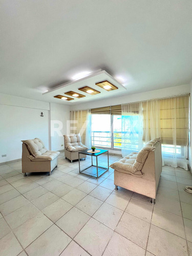 Se Vende Apartamento En Caribe/ Caraballeda Oportunidad!!