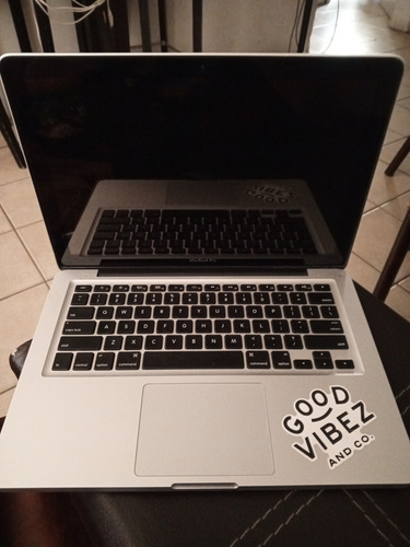 Apple M1 2012, 8gb Ram, 512gb Ssd, Macos (Usado)