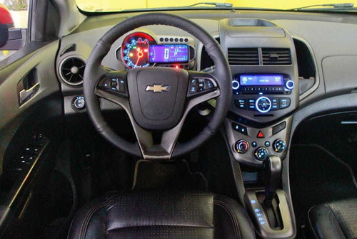 Imagem 12 de 15 de Chevrolet Sonic Sedan Ltz 1.6 16v Aut 2012