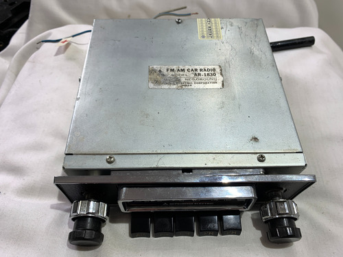 Auto Radio Mitsubishi Ar-1830 - Am/fm (leia A Descrição) (Usado)