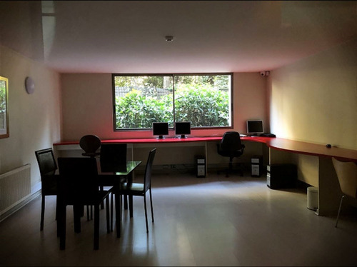 Departamento En Arriendo En Las Condes, Sector El Golf