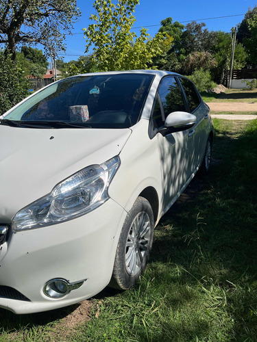 Peugeot 208 1.6 Allure