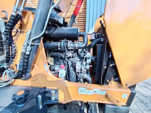 Retroexcavadora Nueva Case 580n 4x4, Kit Martillo. (u.s.a)