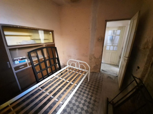 Casa De 3 Dormitorios A Reciclar - Casa Chorizo - Barrio Belgrano