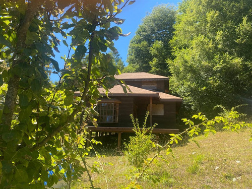 Casa En Venta De 3 Dorm. En Pucón