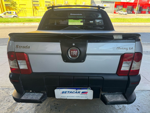 Fiat Strada 1.4 Working Cab. Dupla Flex 2p