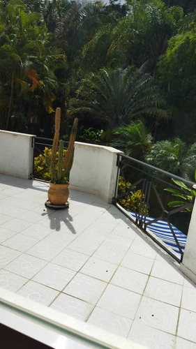 Imagen 3 de 14 de Alquilo Casa 350m2 5h/6b/8p Colinas De Tamanaco 6189