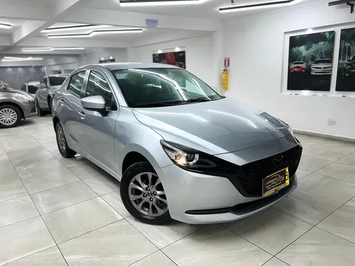 Mazda 2 Touring AT 2022