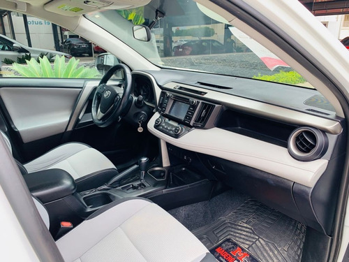 Imagen 11 de 12 de Toyota Rav 4 Modelo 2017